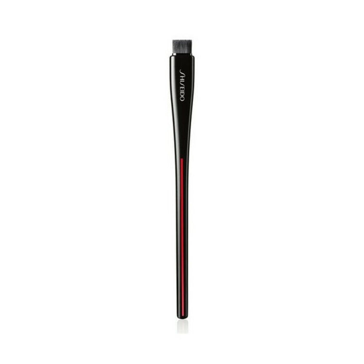 Brochas y utensilios de maquillaje