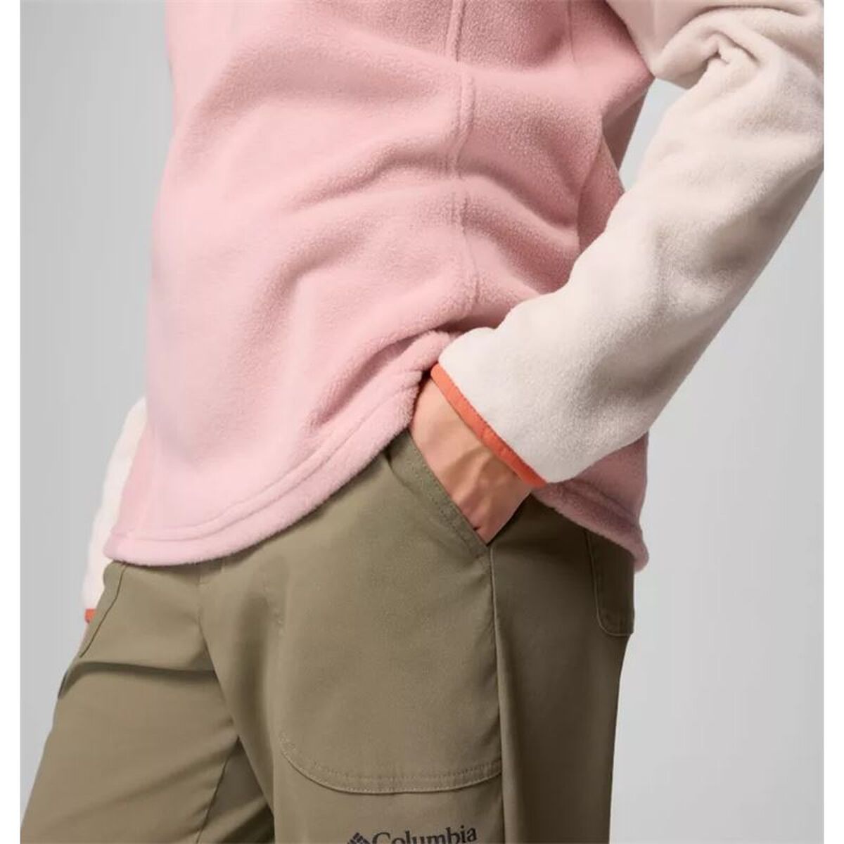 V2H86F53FE5A2370E8A878FF29FE468BE83R7640623P5