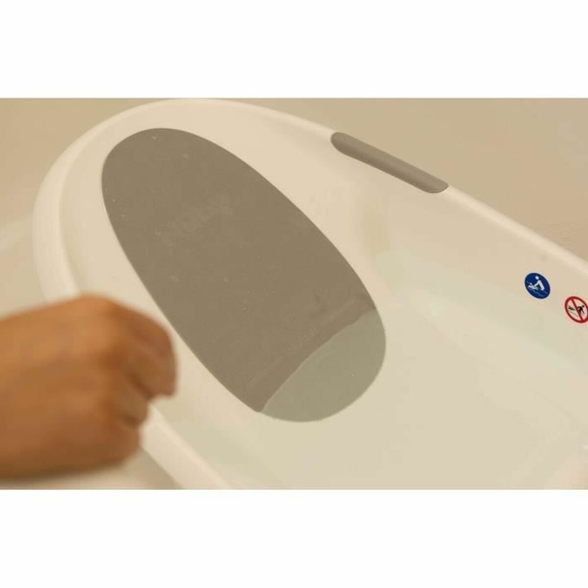 V5H3B92D3CD998702A0C68D6A9D78AA3CABR6142407P5