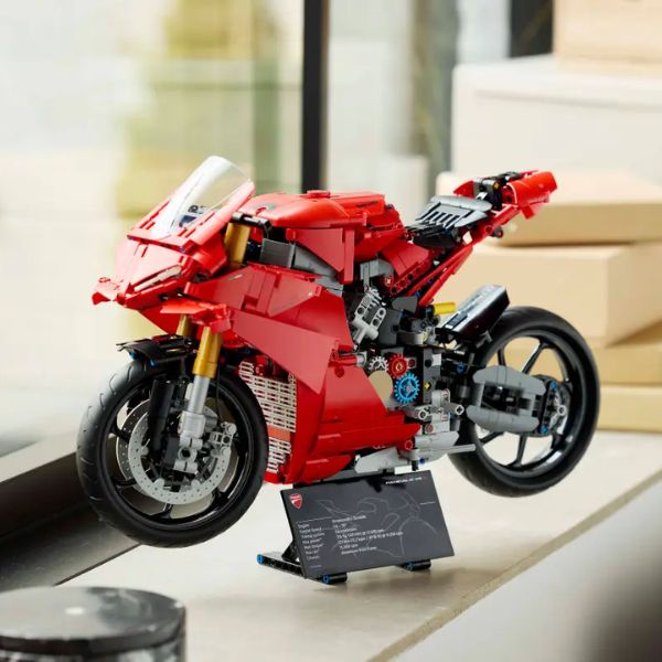 LEGO Technic Ducati Panigale V4 S 42202 - TU ULTIMO CLIC