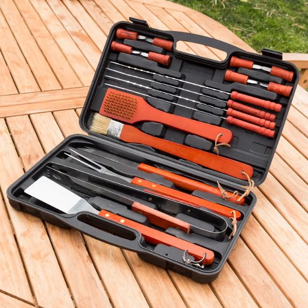 Set Utensilios Barbacoa Barbecase InnovaGoods 18 Piezas - TU ULTIMO CLIC