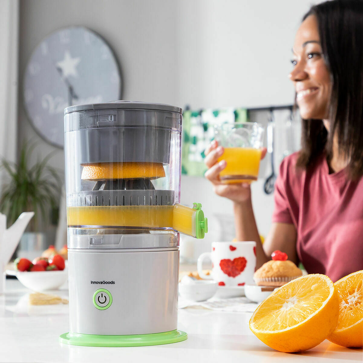 Exprimidor Automático Juisso InnovaGoods Recargable - TU ULTIMO CLIC