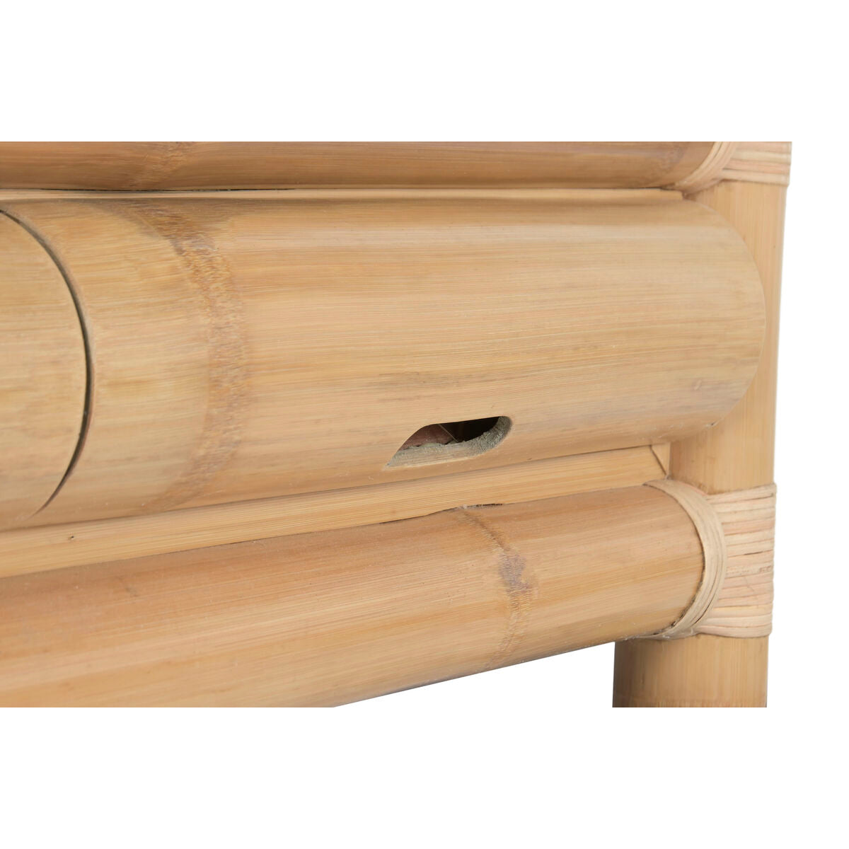 V4H46E90F657EA80144FFF39CB68213C9EAR7145051P3