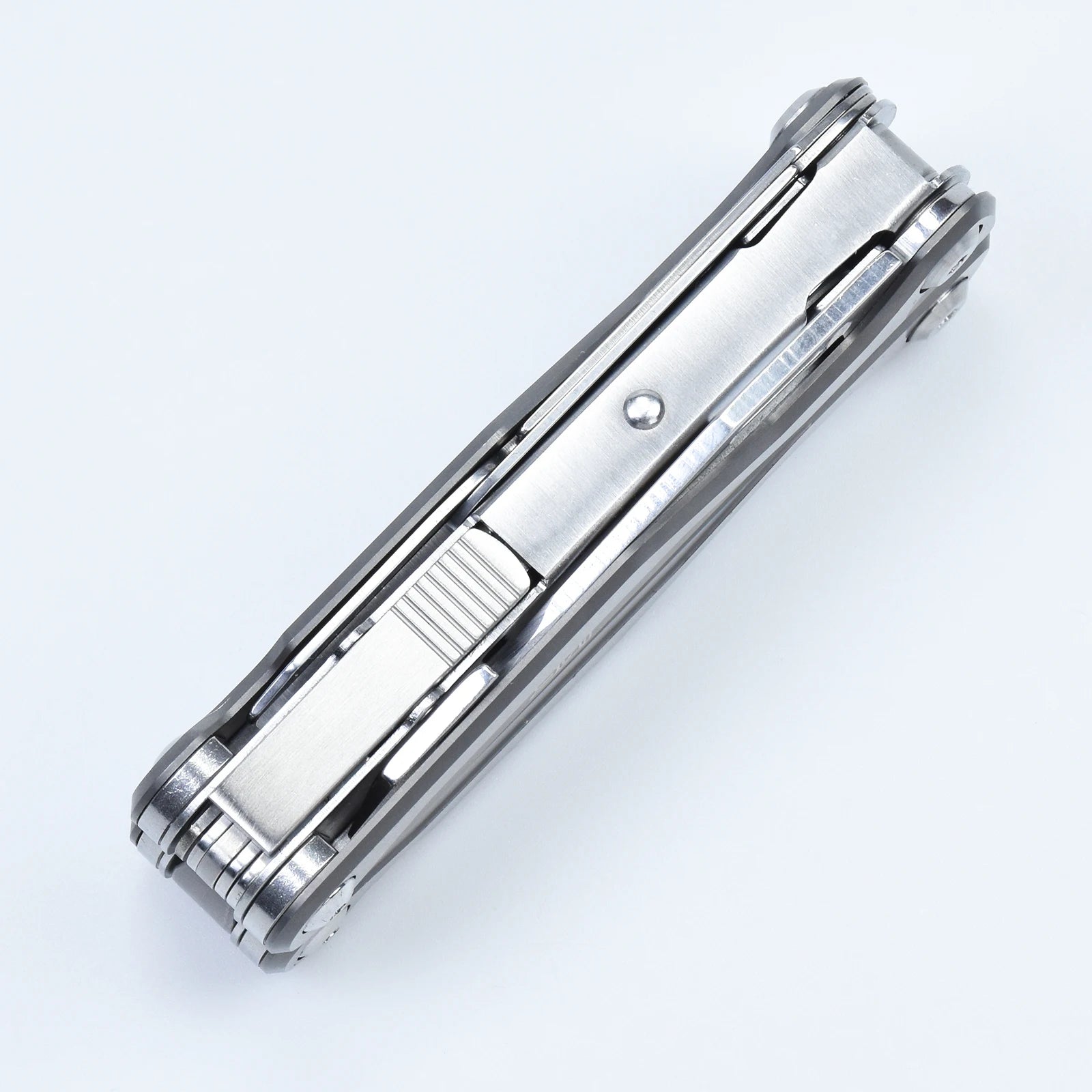 Multiherramienta Daicamping DL7 - Mango Titanio con Cuchillo, Tijeras y Alicates - TU ULTIMO CLIC